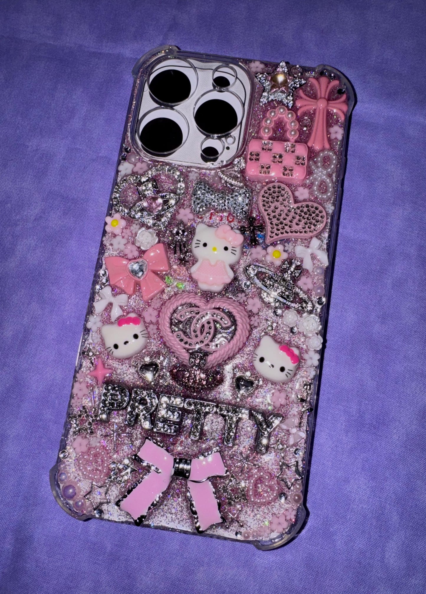 Hello Kitty Freestyle - iPhone 16 Pro Max